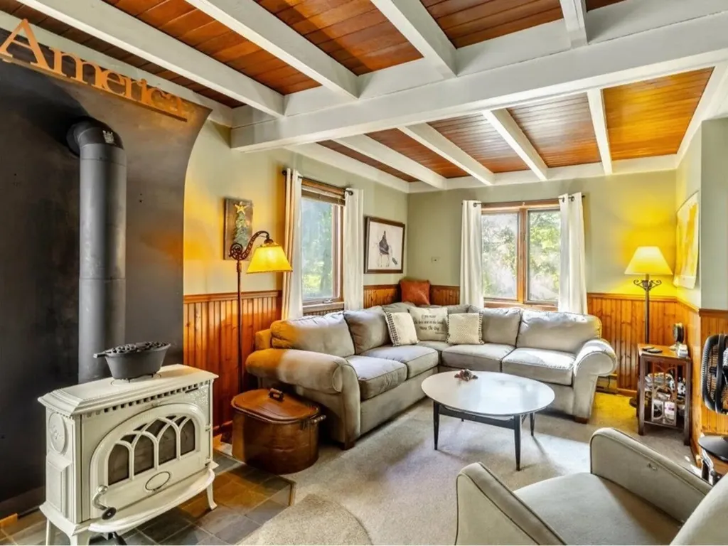215 Old Dock Road Highgate VT 05460