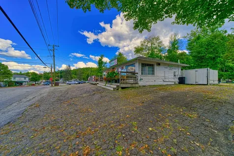 36 River Road Sunapee NH 03782