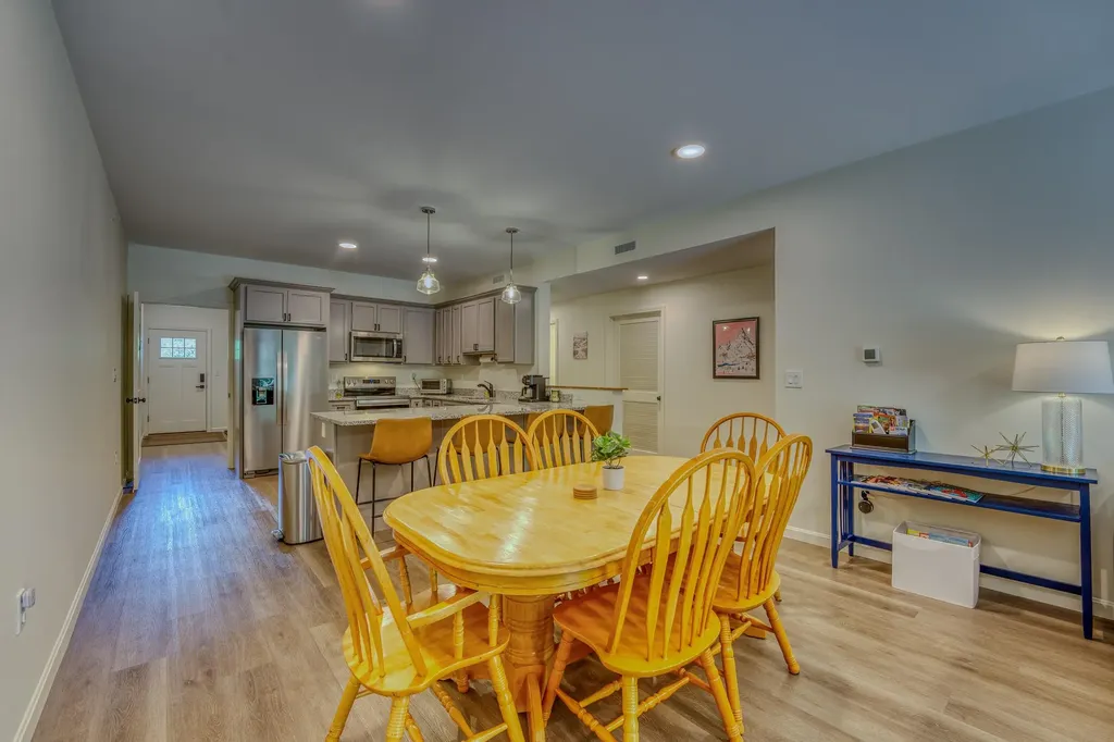 16 Twin Tip Terrace Lincoln NH 03251