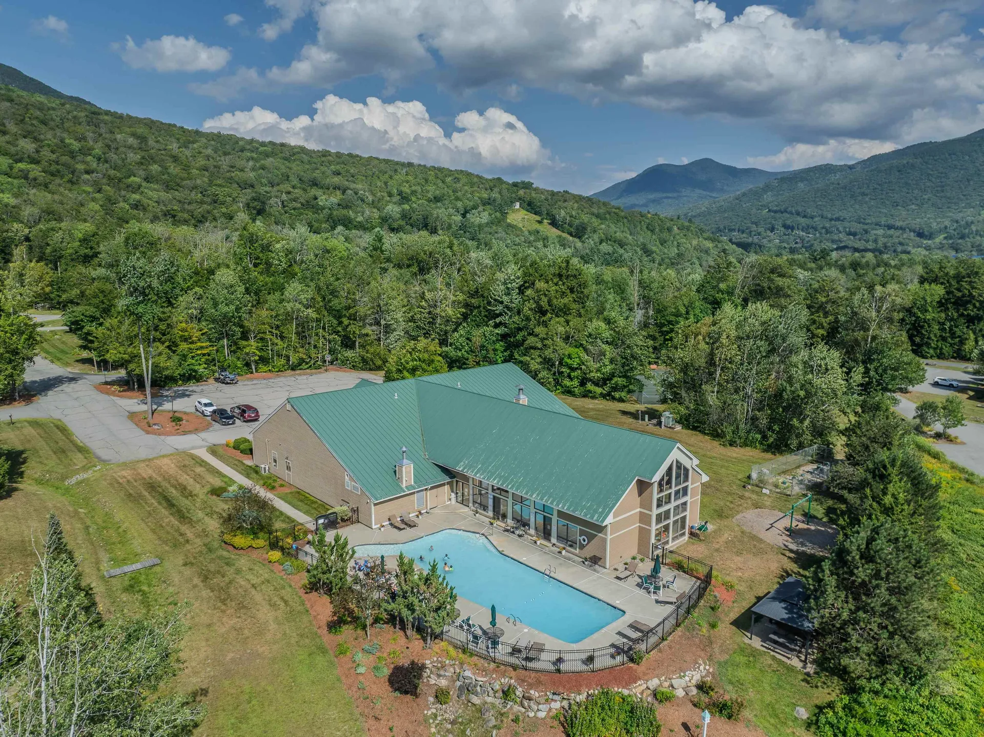 16 Twin Tip Terrace Lincoln NH 03251