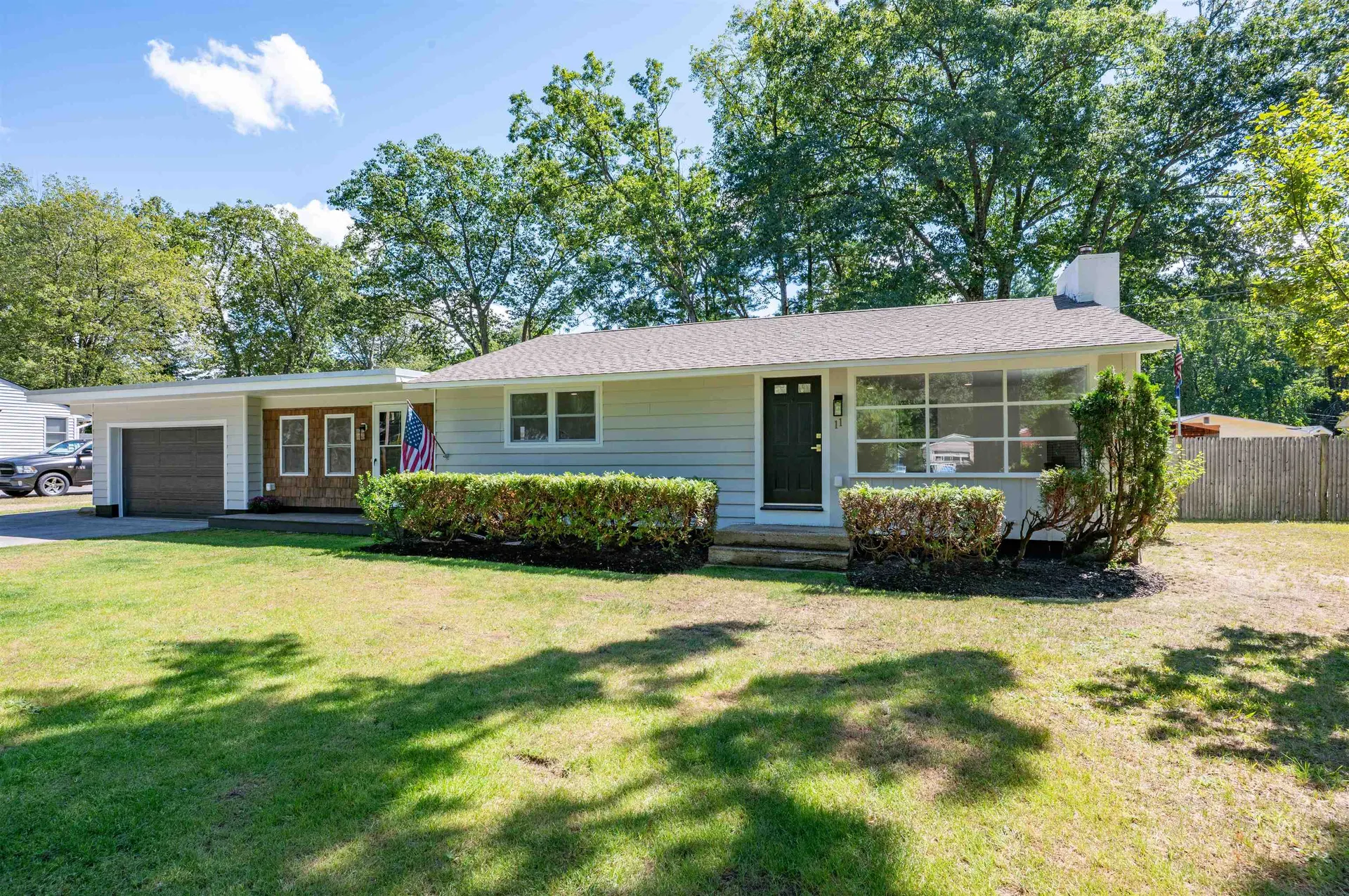 11 Bel Aire Avenue Merrimack NH 03054