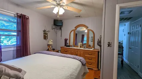 6 Neal Shore Road Meredith NH 03253