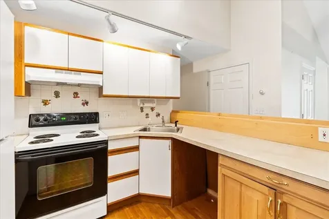 190 Noyes Street Bethlehem NH 03574