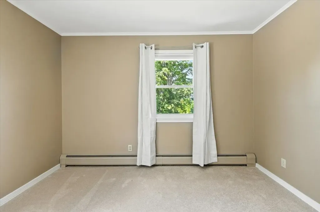 484 East Montpelier Road Barre Town VT 05641