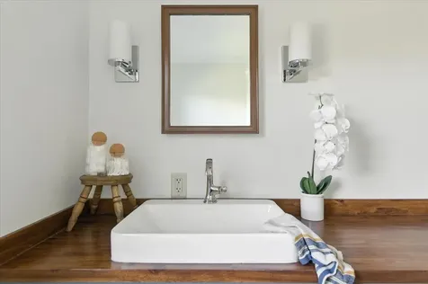 484 East Montpelier Road Barre Town VT 05641