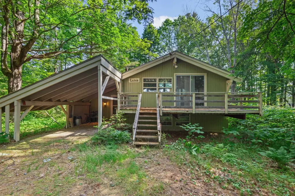 74 Valley West Road Conway NH 03860