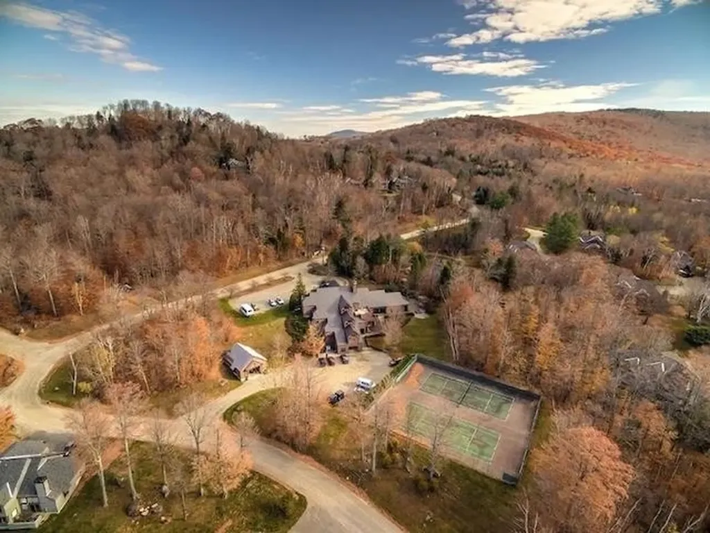 4A Ridge Court Winhall VT 05340