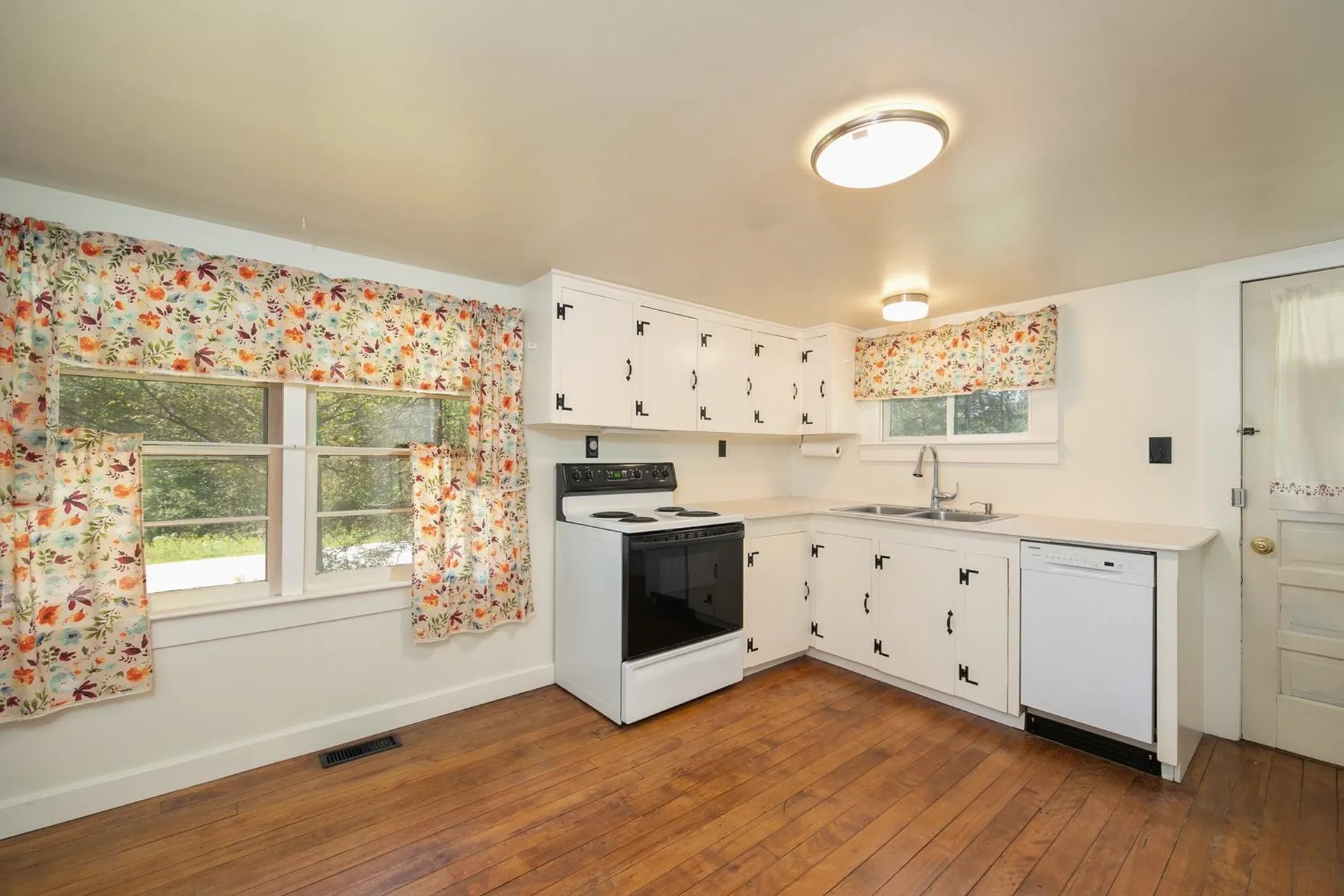 891 Route 100 Weston VT 05161