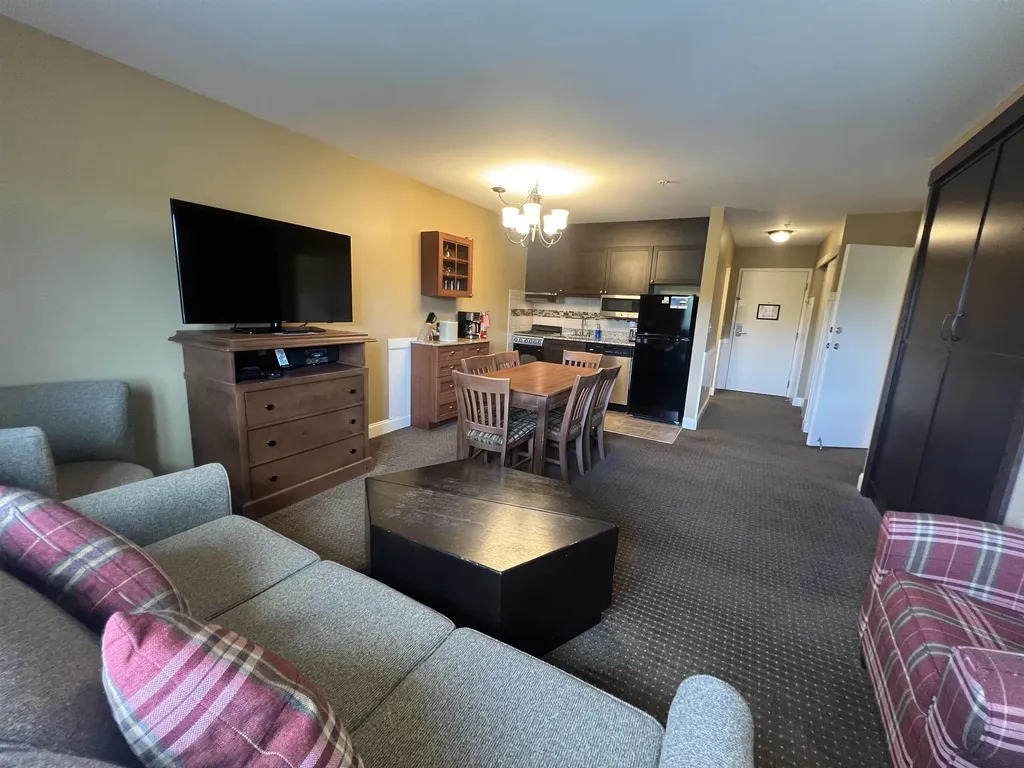 226/228, Qtr 2 Grand Summit Way Dover VT 05356