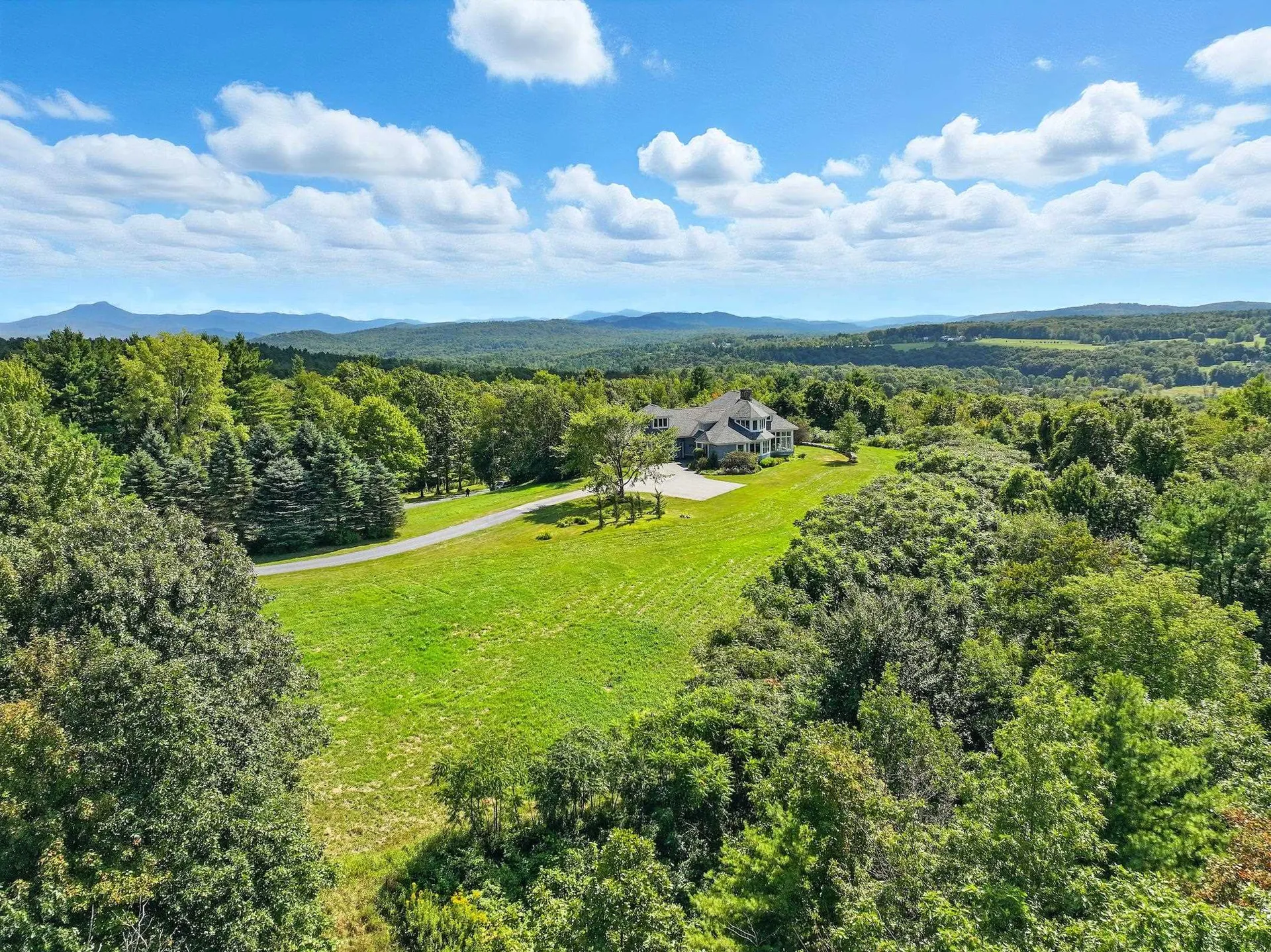 699 Nob Hill Road Williston VT 05495