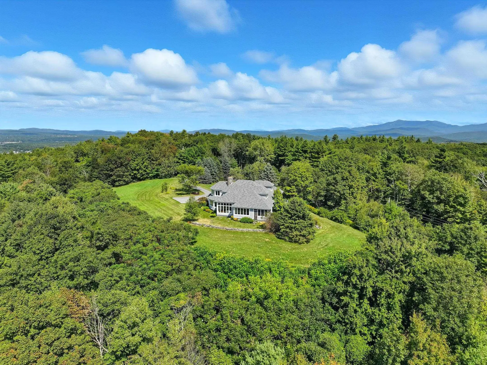 699 Nob Hill Road Williston VT 05495