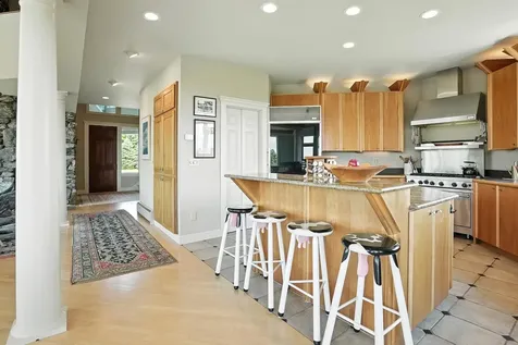 699 Nob Hill Road Williston VT 05495