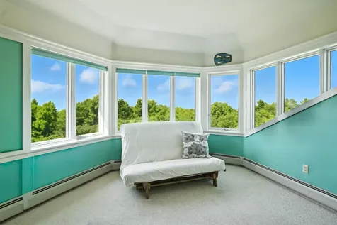 699 Nob Hill Road Williston VT 05495