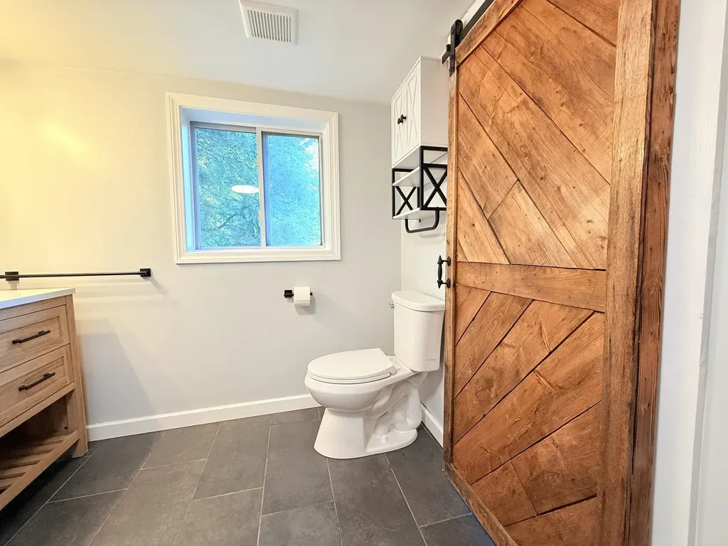 658 Chestnut Street Claremont NH 03743