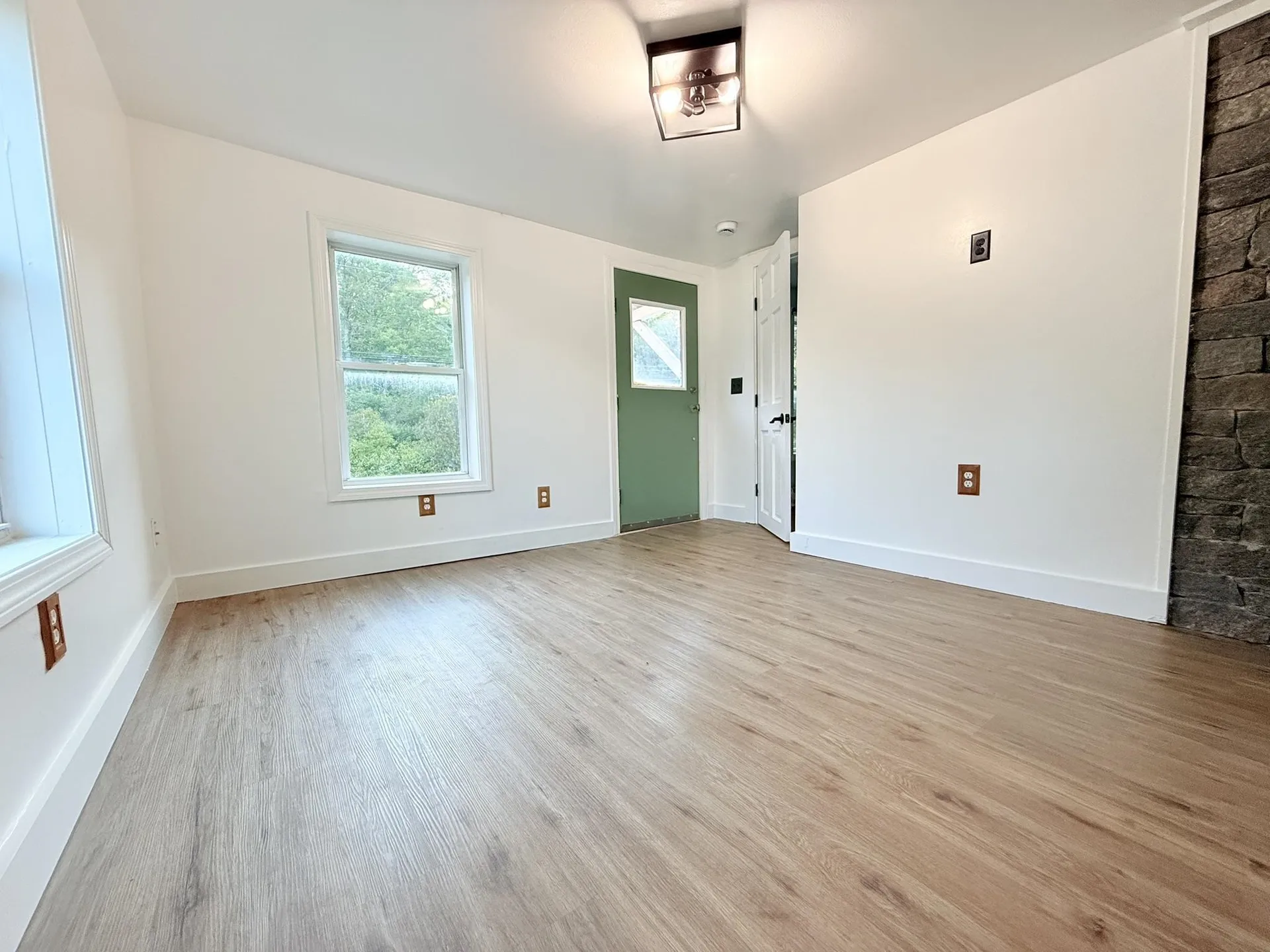 658 Chestnut Street Claremont NH 03743