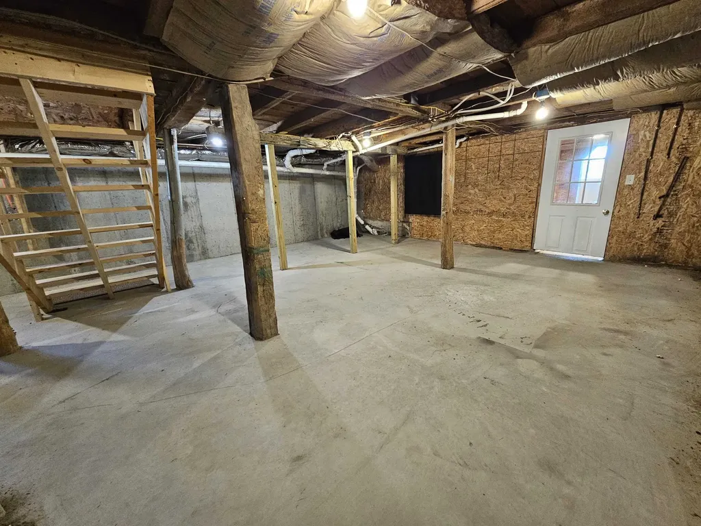 2753 Vt Route 5 Derby VT 05829