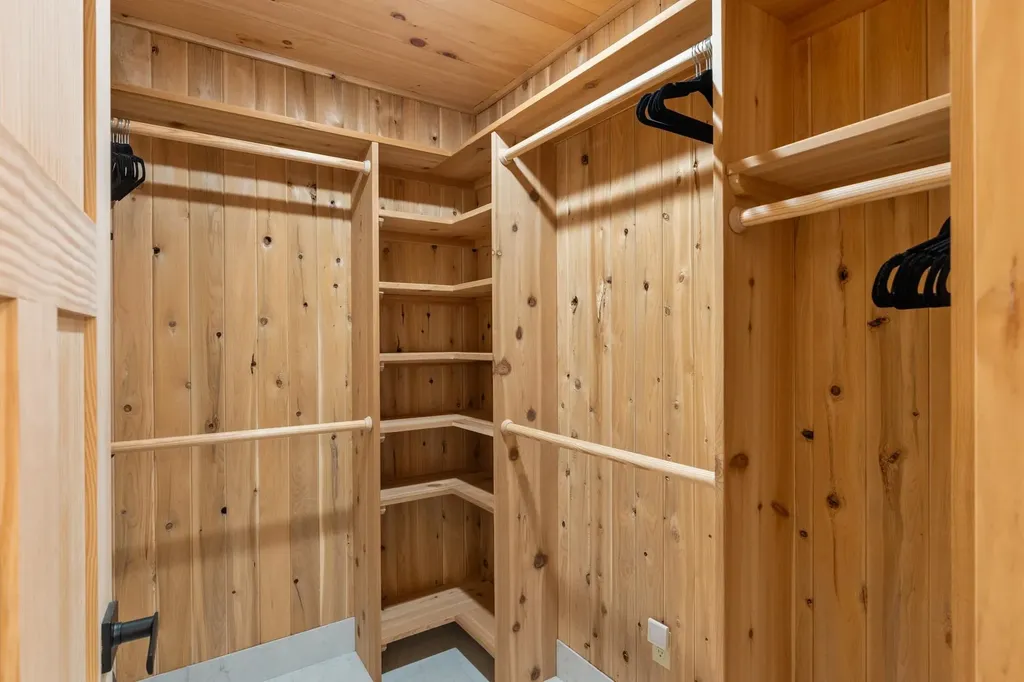 275 Mills Point Road Colchester VT 05446