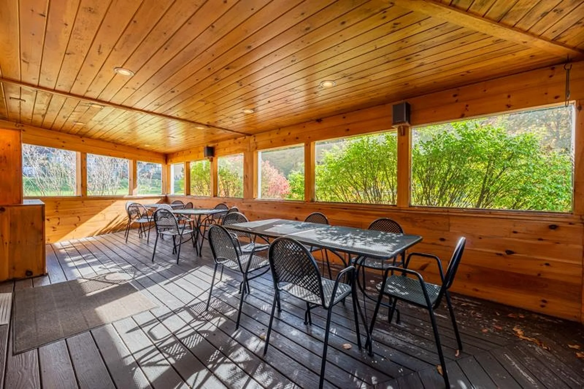 1568 Depot Street Manchester VT 05255