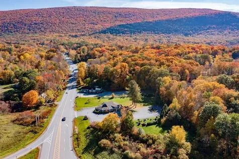 1568 Depot Street Manchester VT 05255