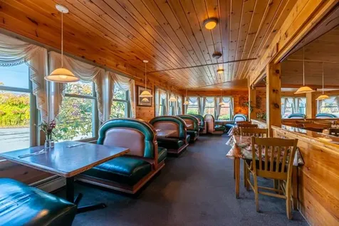 1568 Depot Street Manchester VT 05255