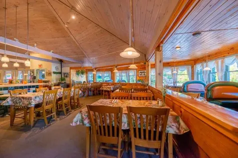 1568 Depot Street Manchester VT 05255