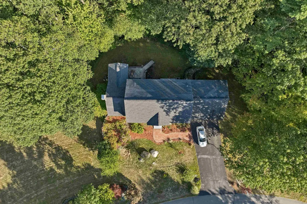 93 Noons Quarry Road Milford NH 03055
