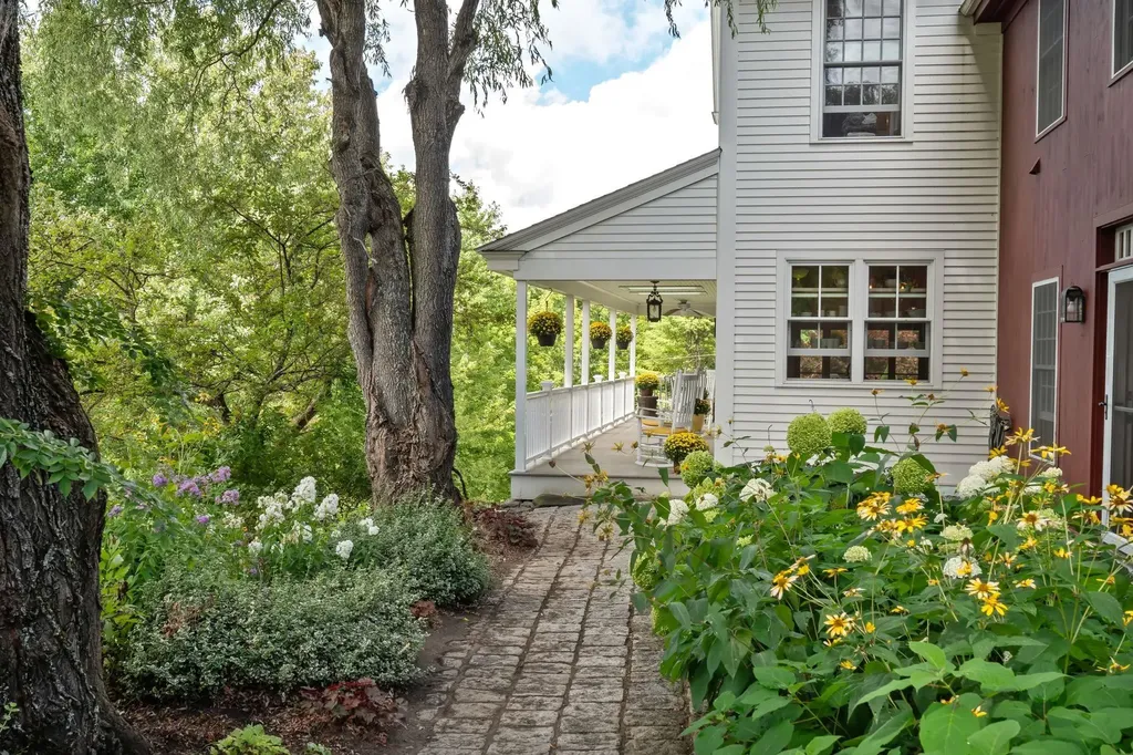 1059 Carlton Hill Road Woodstock VT 05091