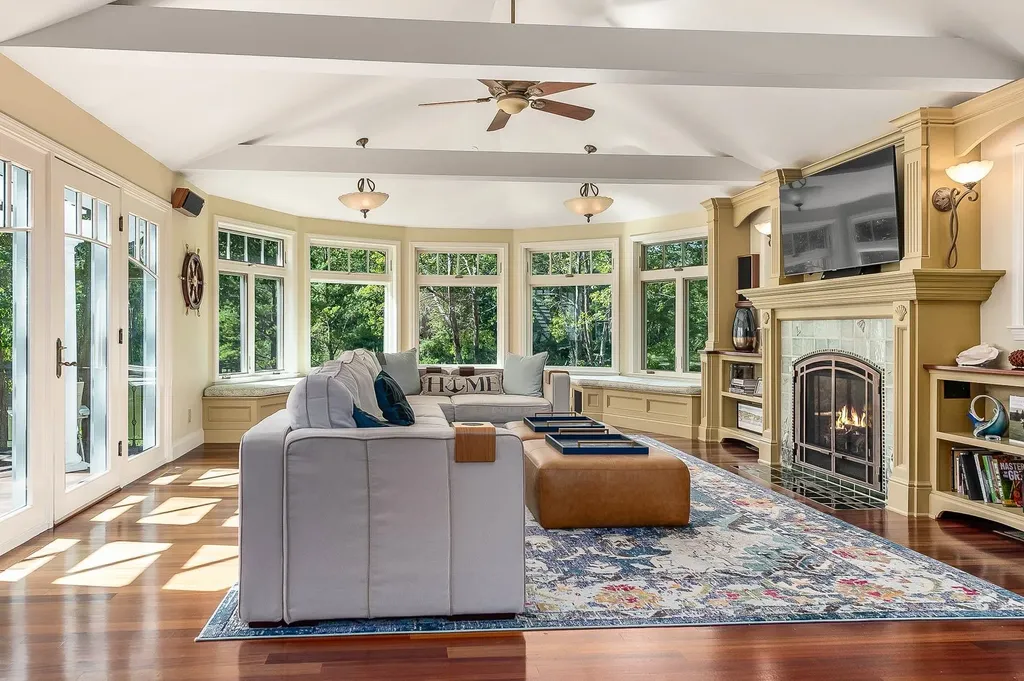 4 Kildary Drive Stratham NH 03885