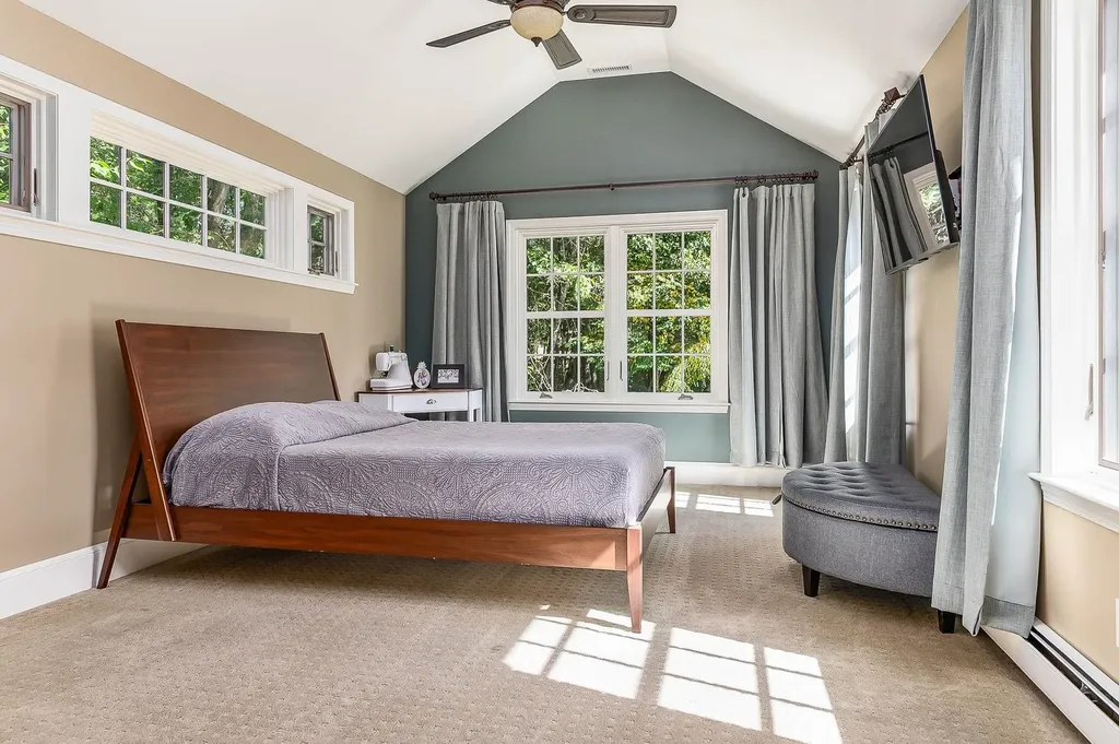 4 Kildary Drive Stratham NH 03885