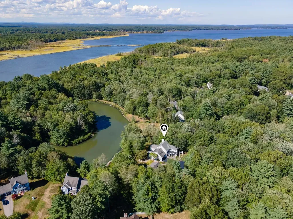 4 Kildary Drive Stratham NH 03885