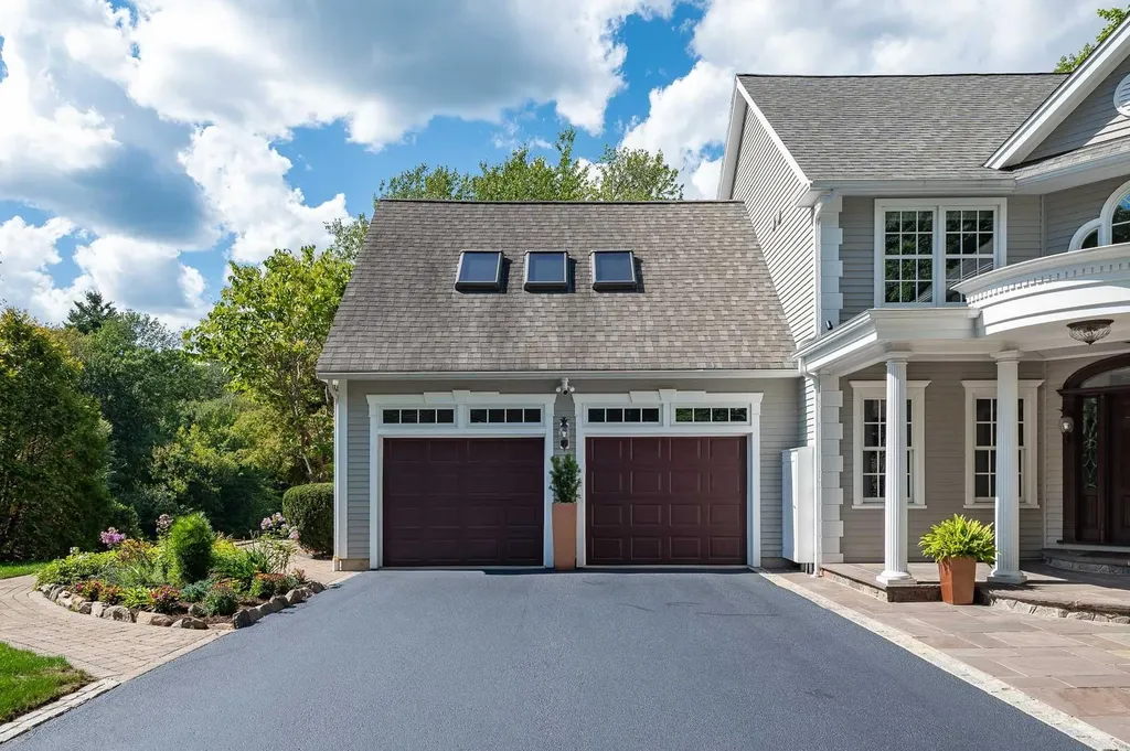 4 Kildary Drive Stratham NH 03885