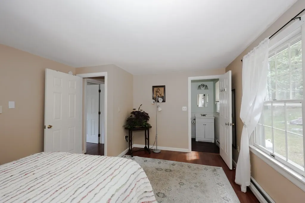 386 Route 103 E Warner NH 03278
