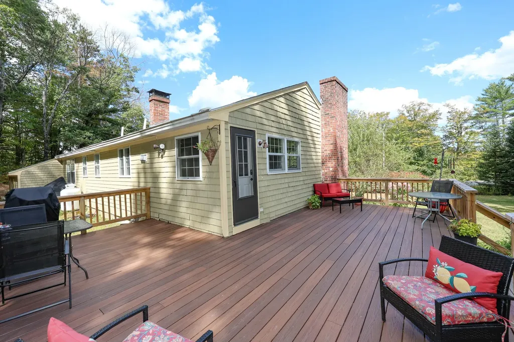 386 Route 103 E Warner NH 03278