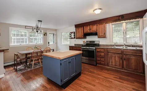 386 Route 103 E Warner NH 03278
