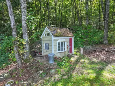 386 Route 103 E Warner NH 03278