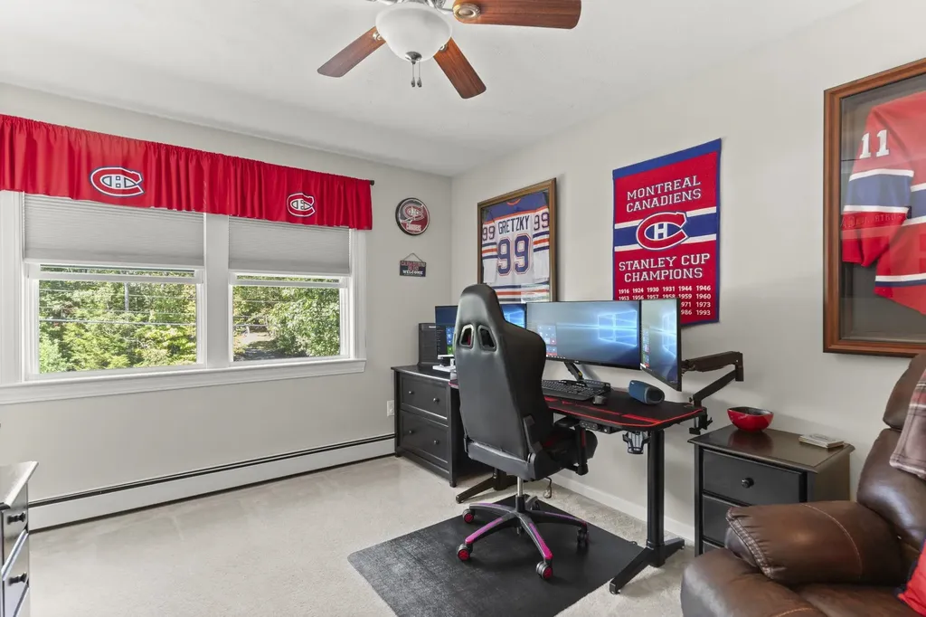 17 Bennett Way Newmarket NH 03857