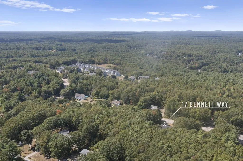 17 Bennett Way Newmarket NH 03857