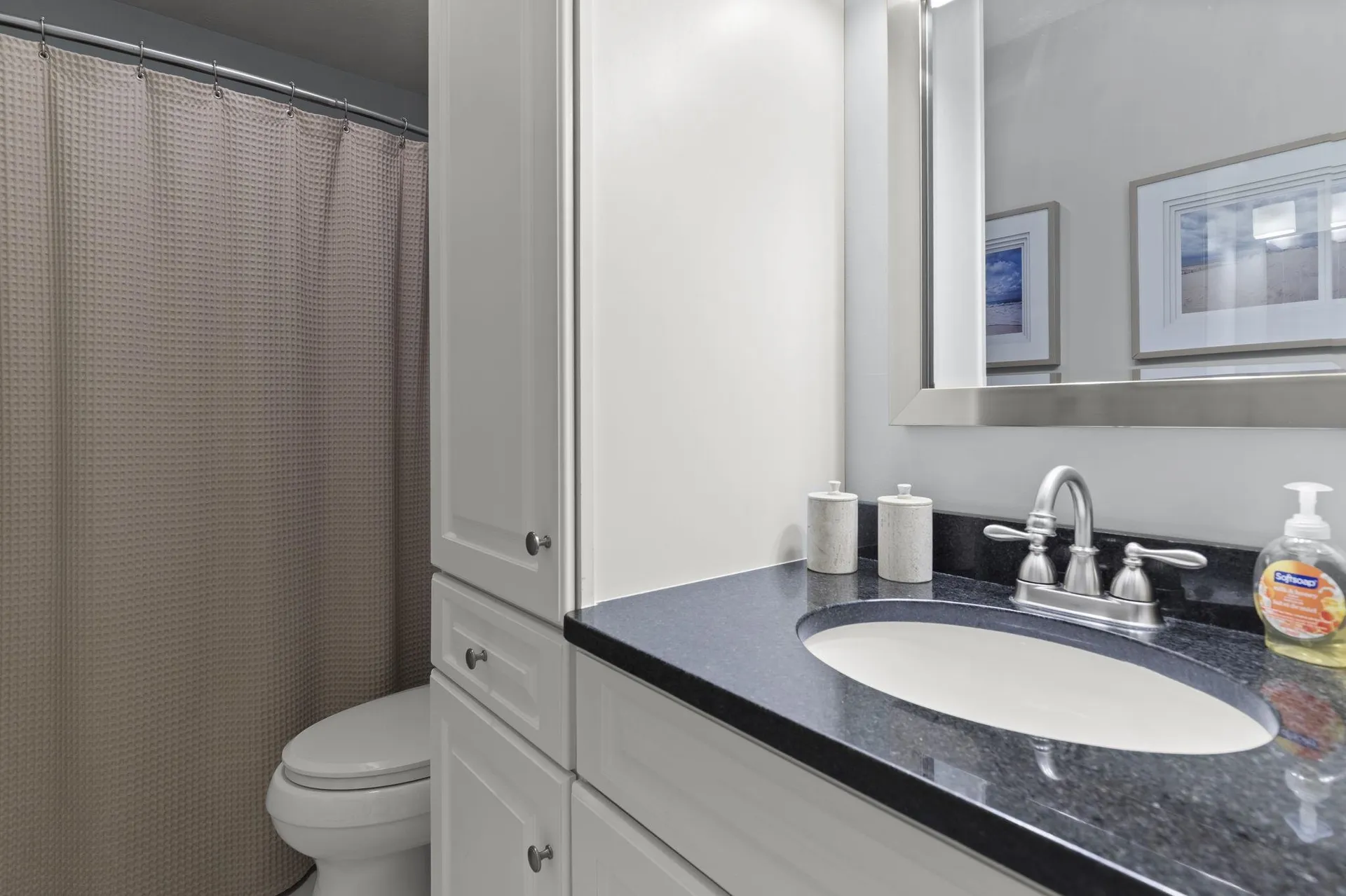 17 Bennett Way Newmarket NH 03857