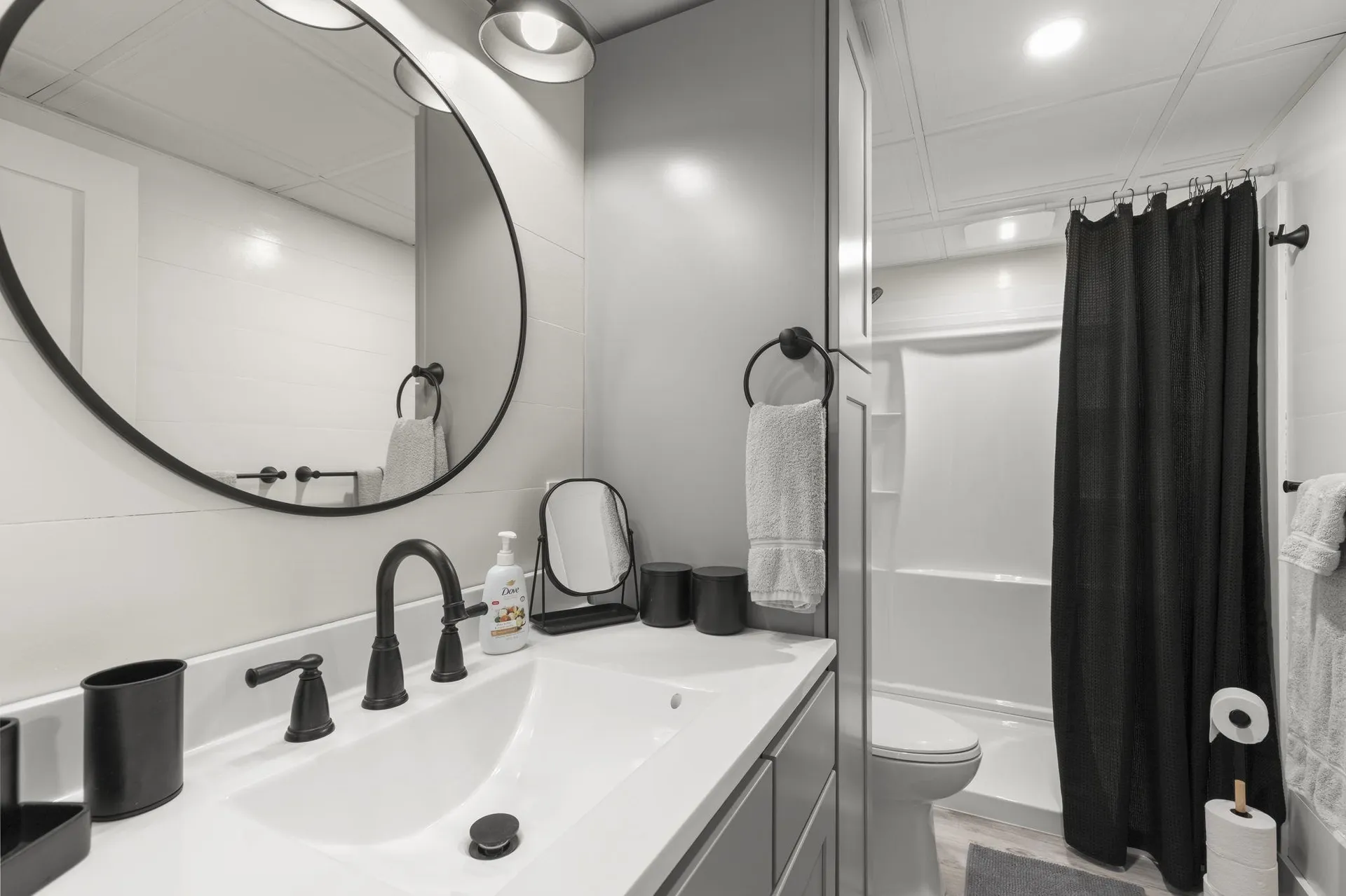 17 Bennett Way Newmarket NH 03857