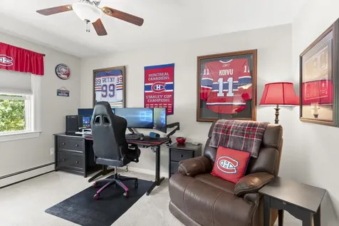 17 Bennett Way Newmarket NH 03857