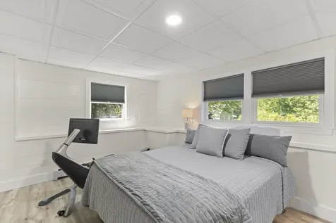 17 Bennett Way Newmarket NH 03857