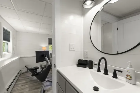 17 Bennett Way Newmarket NH 03857