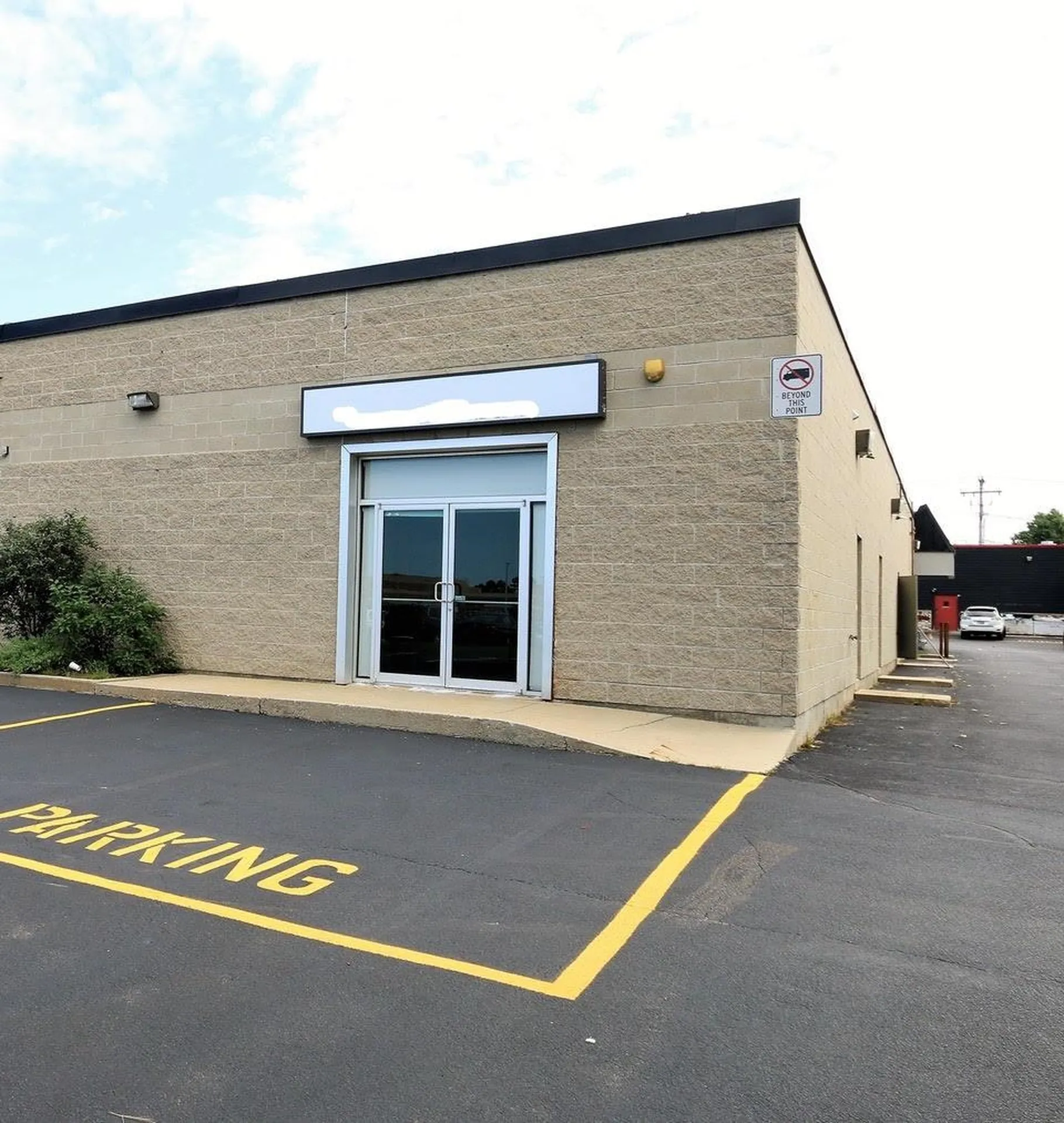 1711 South Willow Street Manchester NH 03103