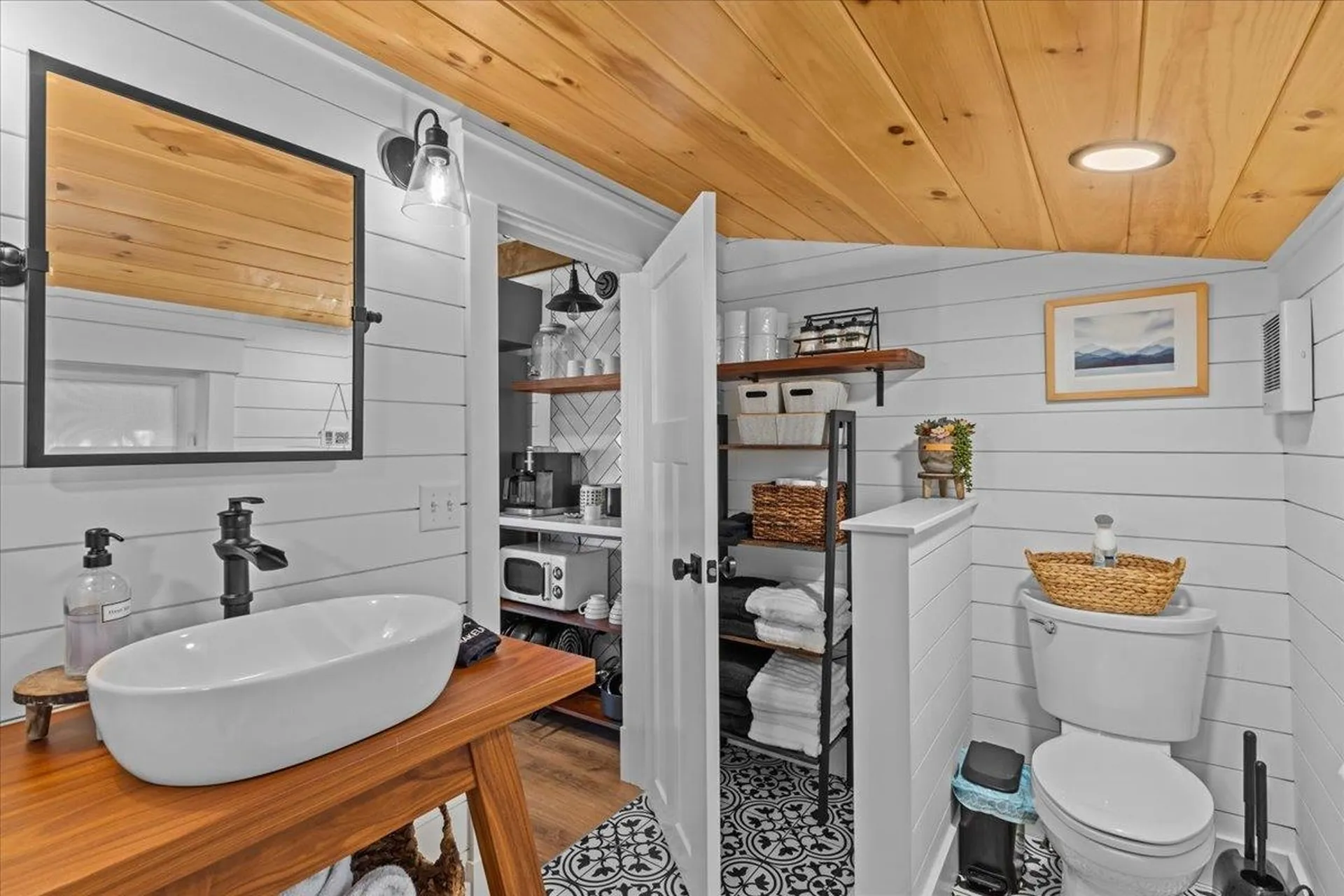 162 Maquam Shore Road Swanton VT 05488