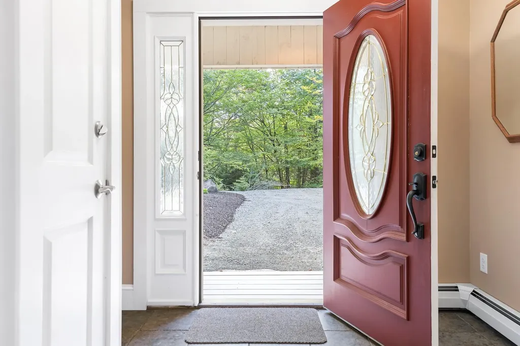 13 Moose Run Grantham NH 03753