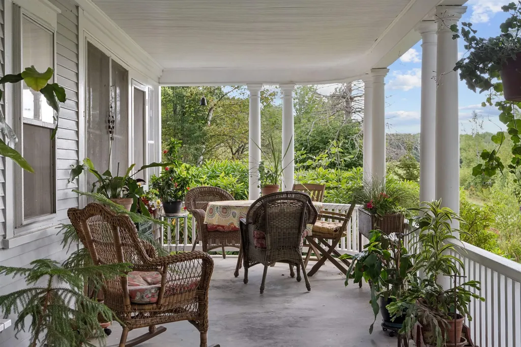 2353 Thresher Road Braintree VT 05060