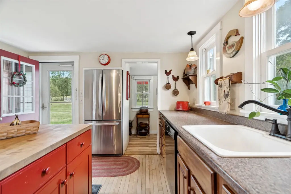 2353 Thresher Road Braintree VT 05060