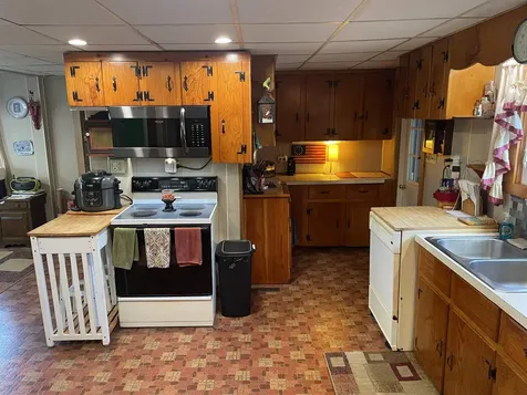 31 Green Street Northwood NH 03261