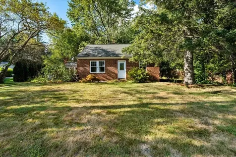 52 Hutchins Street Concord NH 03303