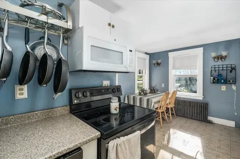 52 Hutchins Street Concord NH 03303